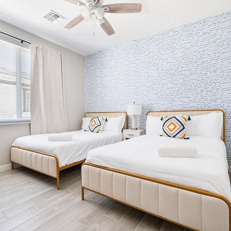 Relax In A Two Bedroom Two Bath With Free Parking And Premium Beds 글렌데일 외부 사진