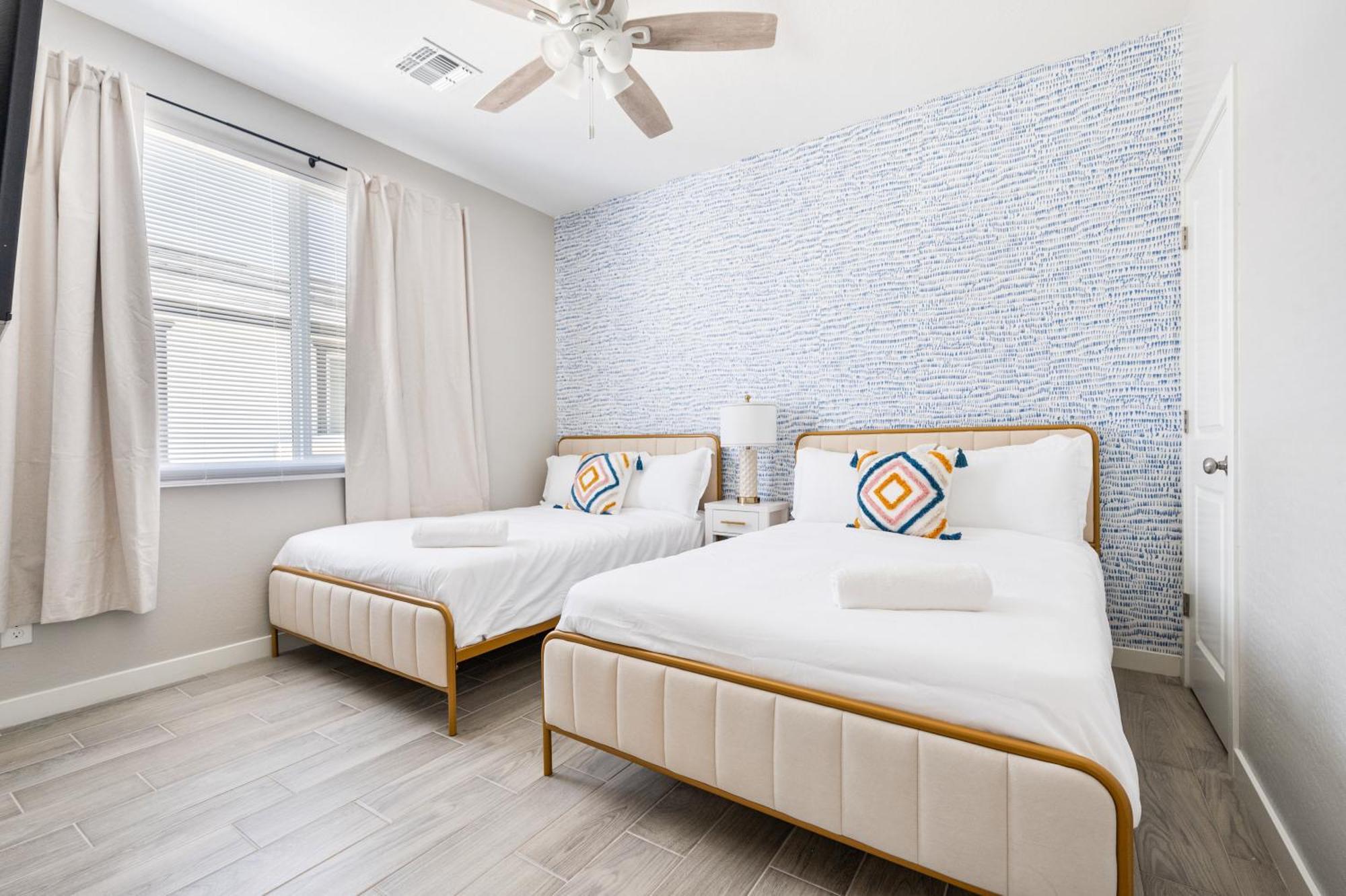 Relax In A Two Bedroom Two Bath With Free Parking And Premium Beds 글렌데일 외부 사진